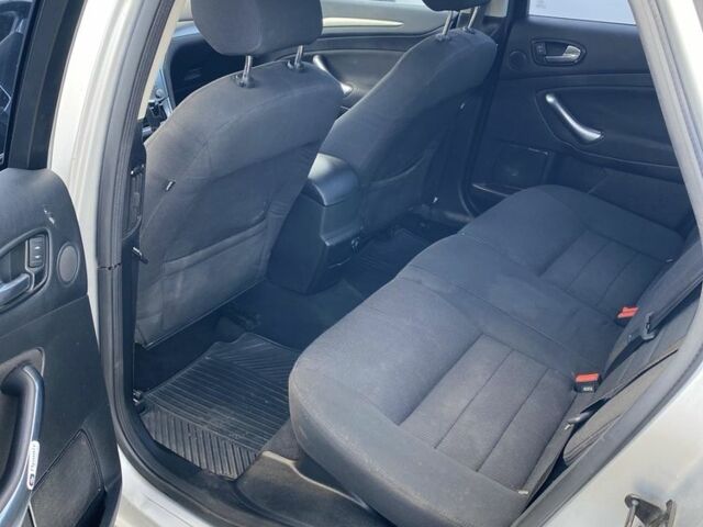 Серый Форд Мондео, объемом двигателя 2.3 л и пробегом 207 тыс. км за 5900 $, фото 9 на Automoto.ua