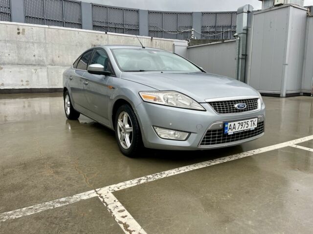 Сірий Форд Мондео, об'ємом двигуна 2.3 л та пробігом 208 тис. км за 7000 $, фото 1 на Automoto.ua