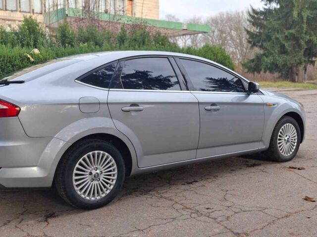 Сірий Форд Мондео, об'ємом двигуна 2 л та пробігом 223 тис. км за 6900 $, фото 3 на Automoto.ua
