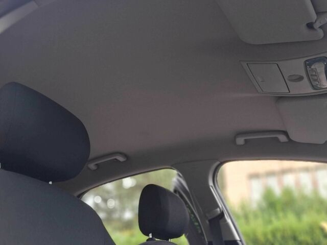 Сірий Форд Мондео, об'ємом двигуна 2 л та пробігом 223 тис. км за 6900 $, фото 12 на Automoto.ua