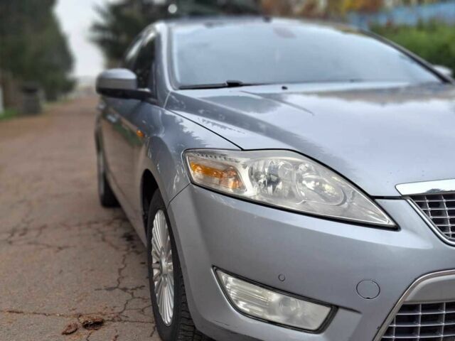 Сірий Форд Мондео, об'ємом двигуна 2 л та пробігом 223 тис. км за 6900 $, фото 7 на Automoto.ua