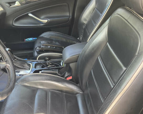 Сірий Форд Мондео, об'ємом двигуна 2 л та пробігом 265 тис. км за 10500 $, фото 8 на Automoto.ua