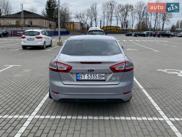 Серый Форд Мондео, объемом двигателя 1.6 л и пробегом 310 тыс. км за 7850 $, фото 4 на Automoto.ua
