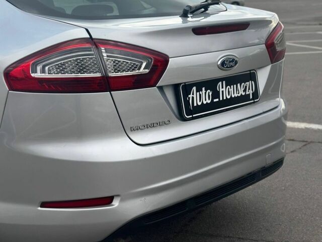 Серый Форд Мондео, объемом двигателя 0 л и пробегом 249 тыс. км за 6700 $, фото 5 на Automoto.ua