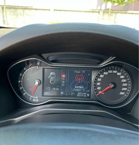 Серый Форд Мондео, объемом двигателя 2 л и пробегом 192 тыс. км за 7300 $, фото 5 на Automoto.ua