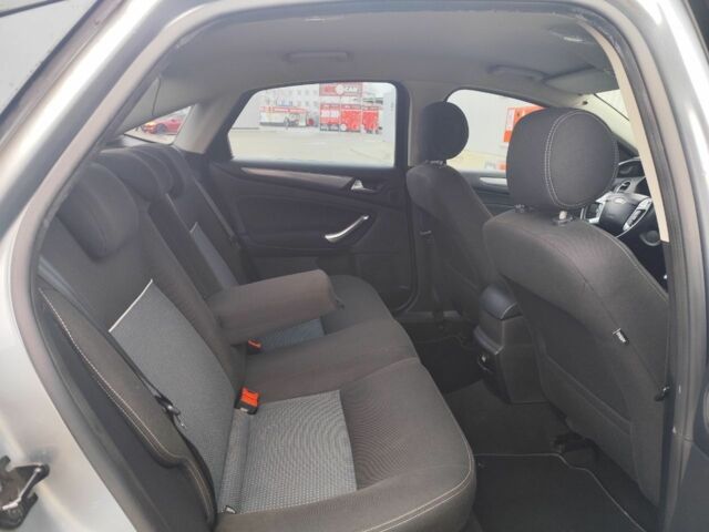 Сірий Форд Мондео, об'ємом двигуна 1.6 л та пробігом 219 тис. км за 6500 $, фото 13 на Automoto.ua