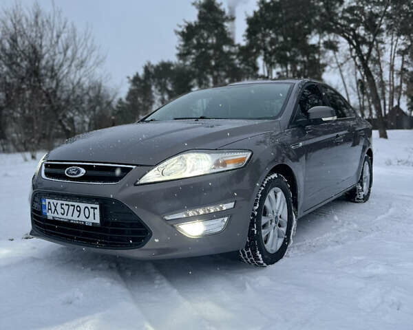 Серый Форд Мондео, объемом двигателя 1.6 л и пробегом 84 тыс. км за 9800 $, фото 1 на Automoto.ua