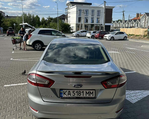 Сірий Форд Мондео, об'ємом двигуна 2 л та пробігом 269 тис. км за 7500 $, фото 9 на Automoto.ua