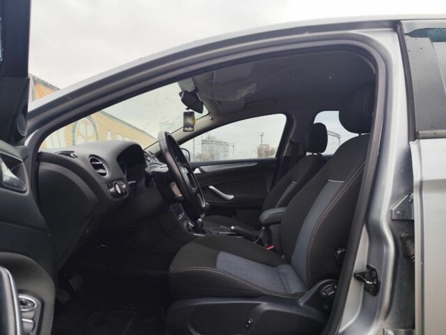 Сірий Форд Мондео, об'ємом двигуна 1.6 л та пробігом 219 тис. км за 6500 $, фото 9 на Automoto.ua