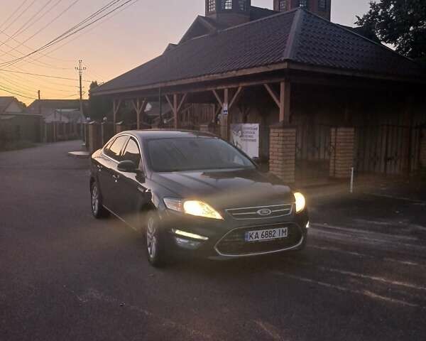 Серый Форд Мондео, объемом двигателя 2 л и пробегом 209 тыс. км за 6300 $, фото 9 на Automoto.ua