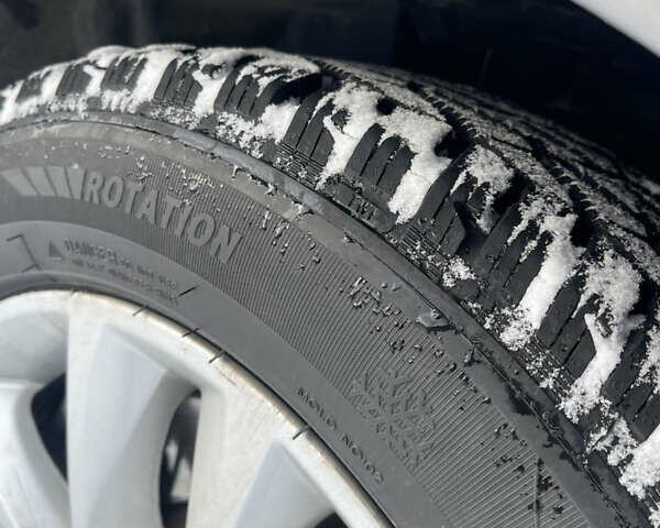 Сірий Форд Мондео, об'ємом двигуна 1.6 л та пробігом 162 тис. км за 8200 $, фото 17 на Automoto.ua