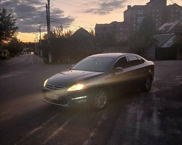 Серый Форд Мондео, объемом двигателя 2 л и пробегом 209 тыс. км за 6300 $, фото 8 на Automoto.ua