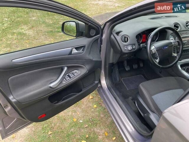 Форд Мондео 2012 в Черкассах на Automoto.ua Серый Форд Мондео, объемом двигателя 1.6 л и пробегом 155 тыс. км за 7000 $, фото 8 на Automoto.ua