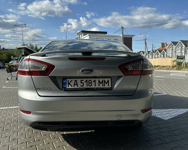 Сірий Форд Мондео, об'ємом двигуна 2 л та пробігом 269 тис. км за 7500 $, фото 8 на Automoto.ua