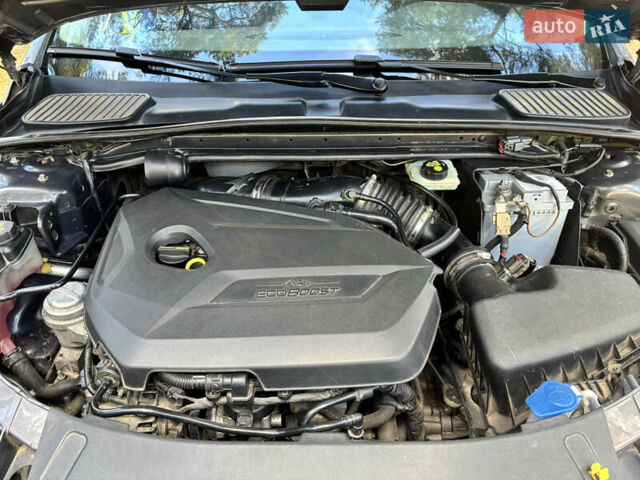 Серый Форд Мондео, объемом двигателя 1.6 л и пробегом 153 тыс. км за 8900 $, фото 13 на Automoto.ua