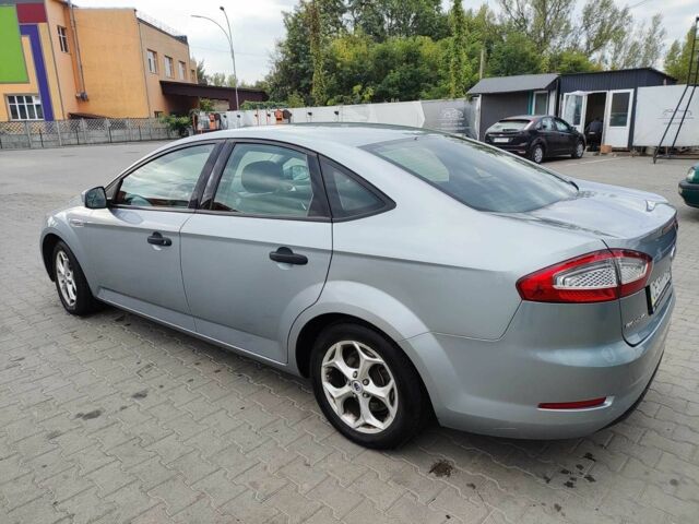 Форд Мондео 2012 в Черновцах на Automoto.ua Серый Форд Мондео, объемом двигателя 1.6 л и пробегом 66 тыс. км за 8200 $, фото 2 на Automoto.ua