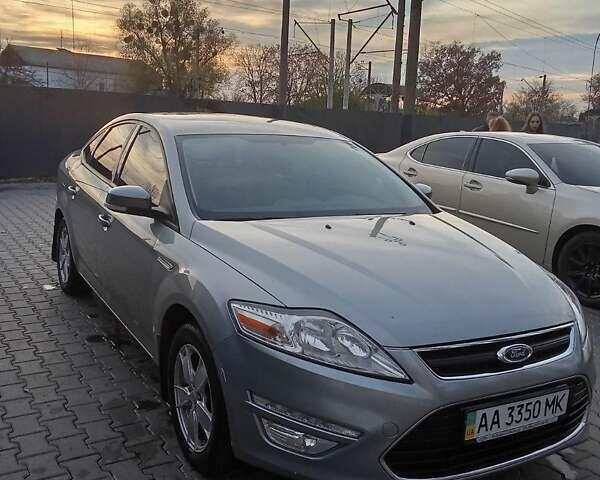 Серый Форд Мондео, объемом двигателя 2 л и пробегом 180 тыс. км за 10000 $, фото 2 на Automoto.ua
