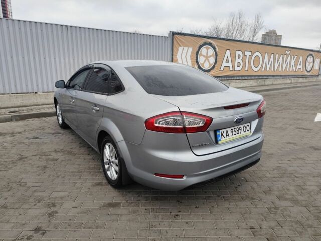 Сірий Форд Мондео, об'ємом двигуна 1.6 л та пробігом 219 тис. км за 6500 $, фото 5 на Automoto.ua