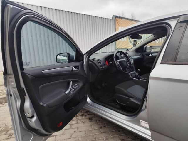 Сірий Форд Мондео, об'ємом двигуна 1.6 л та пробігом 219 тис. км за 6500 $, фото 8 на Automoto.ua