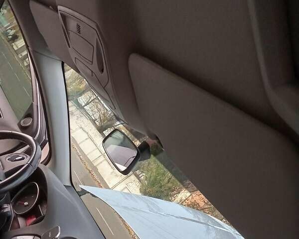 Серый Форд Мондео, объемом двигателя 2 л и пробегом 180 тыс. км за 10000 $, фото 25 на Automoto.ua