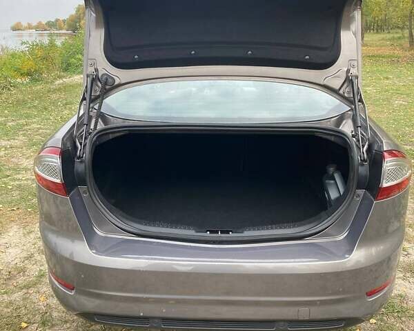 Форд Мондео 2012 в Черкассах на Automoto.ua Серый Форд Мондео, объемом двигателя 1.6 л и пробегом 155 тыс. км за 7000 $, фото 10 на Automoto.ua