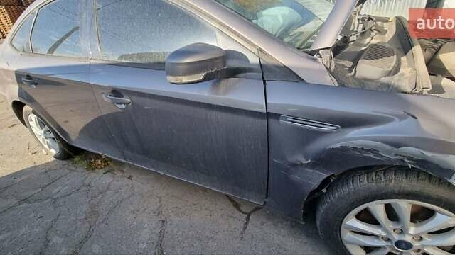 Форд Мондео 2012 в Днепре (Днепропетровске) на Automoto.ua Серый Форд Мондео, объемом двигателя 1.6 л и пробегом 210 тыс. км за 3500 $, фото 2 на Automoto.ua