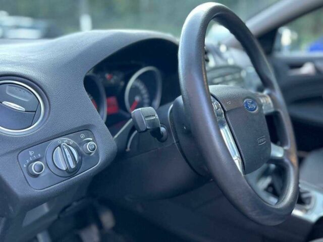Форд Мондео 2012 в Черновцах на Automoto.ua Серый Форд Мондео, объемом двигателя 1.6 л и пробегом 66 тыс. км за 8500 $, фото 7 на Automoto.ua