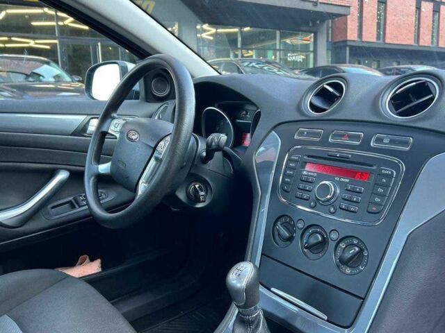 Форд Мондео 2012 в Черновцах на Automoto.ua Серый Форд Мондео, объемом двигателя 1.6 л и пробегом 66 тыс. км за 8500 $, фото 11 на Automoto.ua