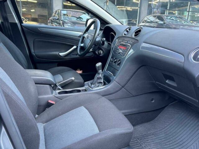 Форд Мондео 2012 в Черновцах на Automoto.ua Серый Форд Мондео, объемом двигателя 1.6 л и пробегом 66 тыс. км за 8500 $, фото 12 на Automoto.ua