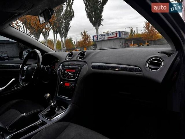 Форд Мондео 2012 в Днепре (Днепропетровске) на Automoto.ua Серый Форд Мондео, объемом двигателя 1.6 л и пробегом 232 тыс. км за 6800 $, фото 10 на Automoto.ua