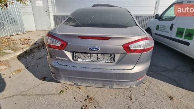 Форд Мондео 2012 в Днепре (Днепропетровске) на Automoto.ua Серый Форд Мондео, объемом двигателя 1.6 л и пробегом 210 тыс. км за 3500 $, фото 11 на Automoto.ua