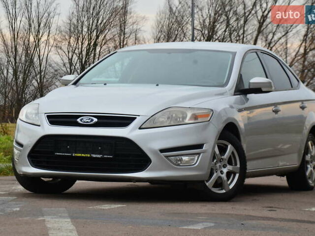 Сірий Форд Мондео, об'ємом двигуна 2 л та пробігом 206 тис. км за 7888 $, фото 13 на Automoto.ua