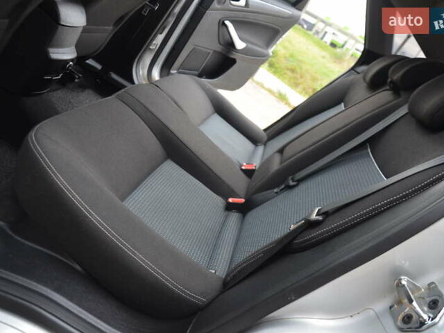 Серый Форд Мондео, объемом двигателя 2 л и пробегом 206 тыс. км за 7750 $, фото 46 на Automoto.ua