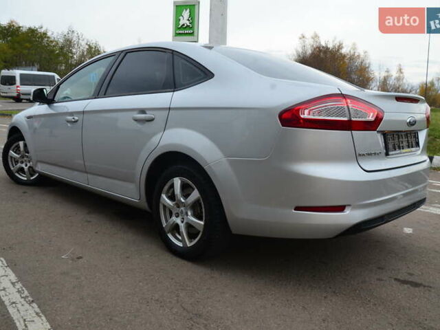 Сірий Форд Мондео, об'ємом двигуна 2 л та пробігом 206 тис. км за 7888 $, фото 28 на Automoto.ua