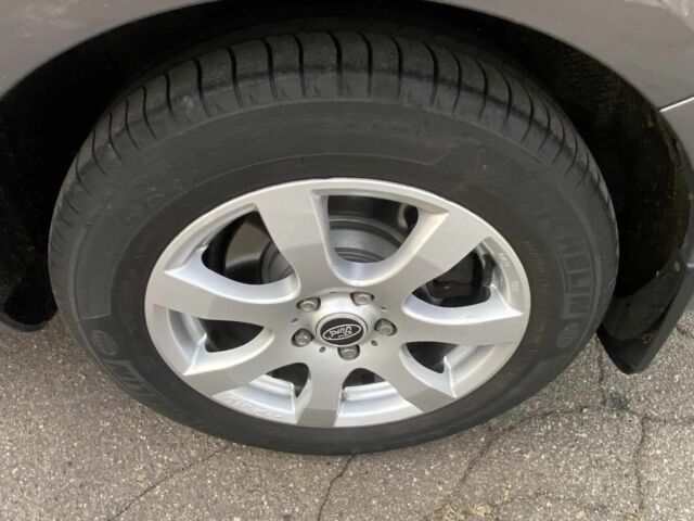 Серый Форд Мондео, объемом двигателя 1.6 л и пробегом 266 тыс. км за 11500 $, фото 4 на Automoto.ua