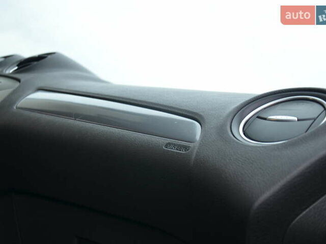 Сірий Форд Мондео, об'ємом двигуна 2 л та пробігом 206 тис. км за 7888 $, фото 58 на Automoto.ua