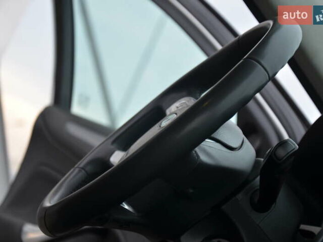 Серый Форд Мондео, объемом двигателя 2 л и пробегом 206 тыс. км за 7750 $, фото 57 на Automoto.ua