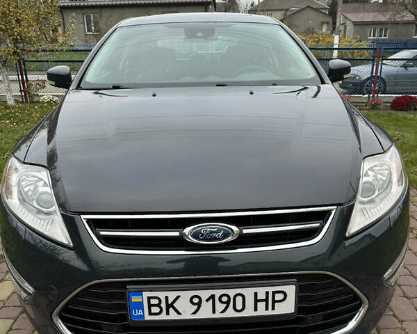 Серый Форд Мондео, объемом двигателя 1.56 л и пробегом 230 тыс. км за 10500 $, фото 12 на Automoto.ua
