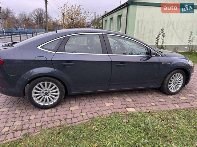 Серый Форд Мондео, объемом двигателя 1.56 л и пробегом 230 тыс. км за 10500 $, фото 2 на Automoto.ua