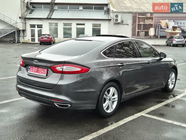 Серый Форд Мондео, объемом двигателя 2 л и пробегом 125 тыс. км за 15600 $, фото 6 на Automoto.ua