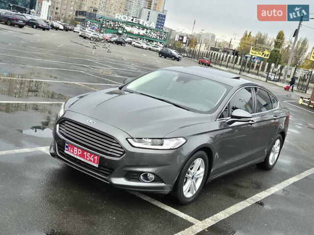 Серый Форд Мондео, объемом двигателя 2 л и пробегом 125 тыс. км за 15600 $, фото 1 на Automoto.ua