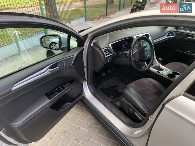 Сірий Форд Мондео, об'ємом двигуна 2 л та пробігом 39 тис. км за 12000 $, фото 7 на Automoto.ua