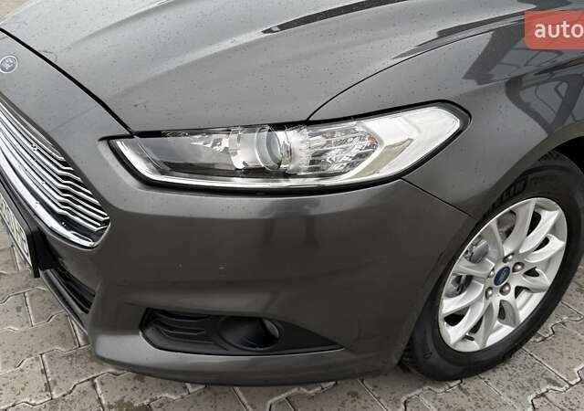 Серый Форд Мондео, объемом двигателя 2 л и пробегом 155 тыс. км за 13499 $, фото 10 на Automoto.ua