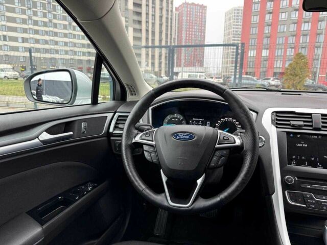 Серый Форд Мондео, объемом двигателя 2 л и пробегом 146 тыс. км за 14900 $, фото 12 на Automoto.ua