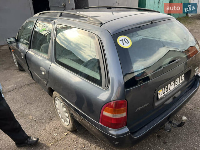 Серый Форд Мондео, объемом двигателя 1.6 л и пробегом 261 тыс. км за 2700 $, фото 4 на Automoto.ua