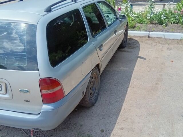 Серый Форд Мондео, объемом двигателя 1.8 л и пробегом 280 тыс. км за 65000 $, фото 8 на Automoto.ua