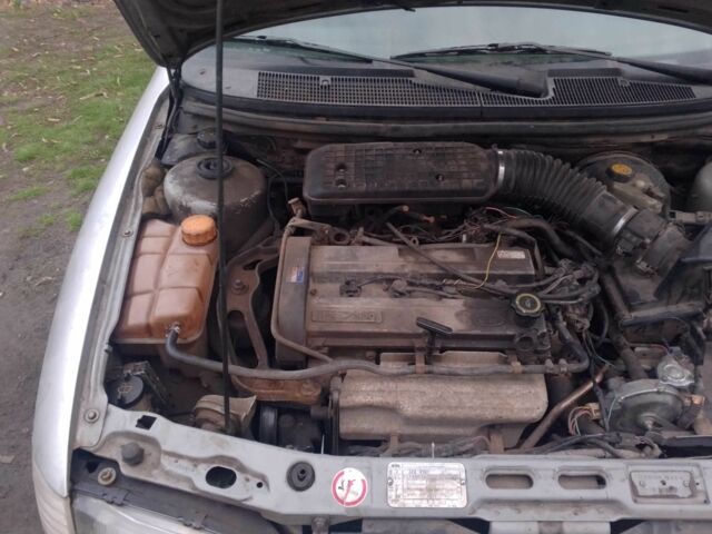 Серый Форд Мондео, объемом двигателя 1.6 л и пробегом 300 тыс. км за 800 $, фото 2 на Automoto.ua