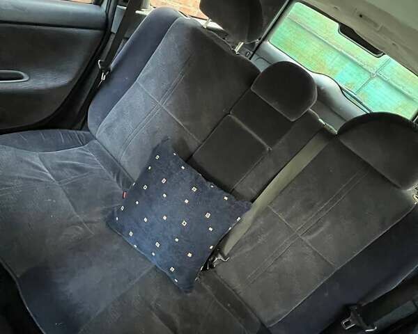 Сірий Форд Мондео, об'ємом двигуна 1.8 л та пробігом 377 тис. км за 2700 $, фото 3 на Automoto.ua