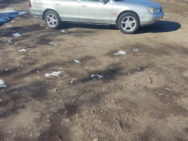 Серый Форд Мондео, объемом двигателя 0 л и пробегом 368 тыс. км за 2500 $, фото 1 на Automoto.ua