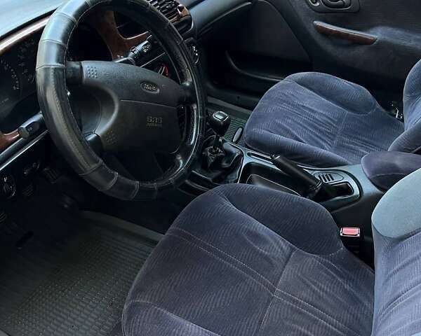 Сірий Форд Мондео, об'ємом двигуна 1.8 л та пробігом 377 тис. км за 2700 $, фото 5 на Automoto.ua